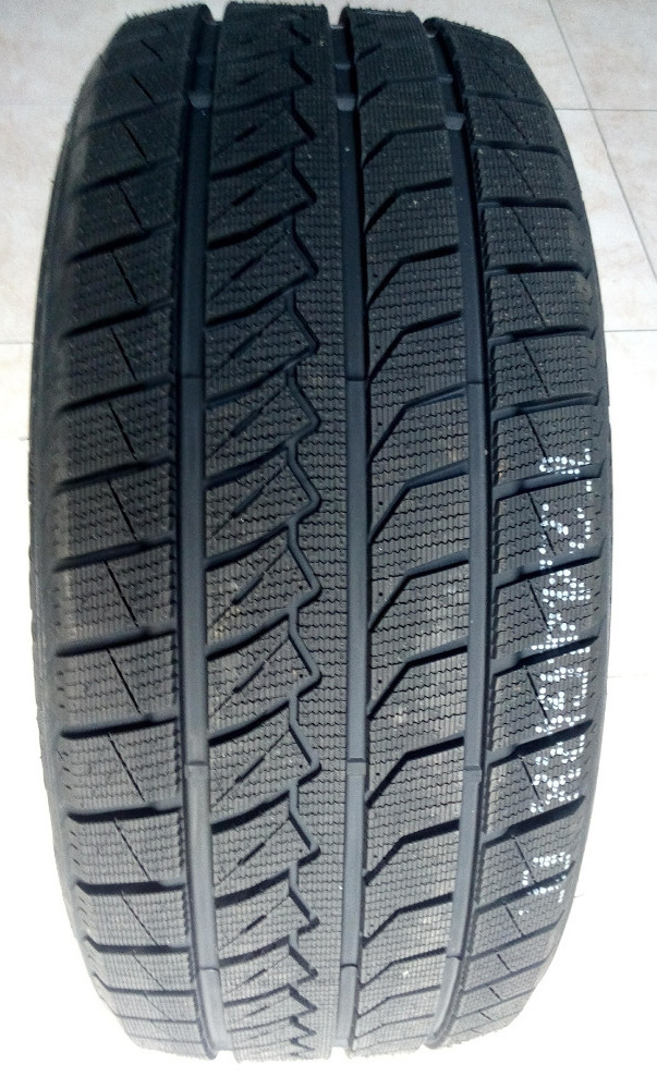 255/45R20 Winter Tires for Europe Market