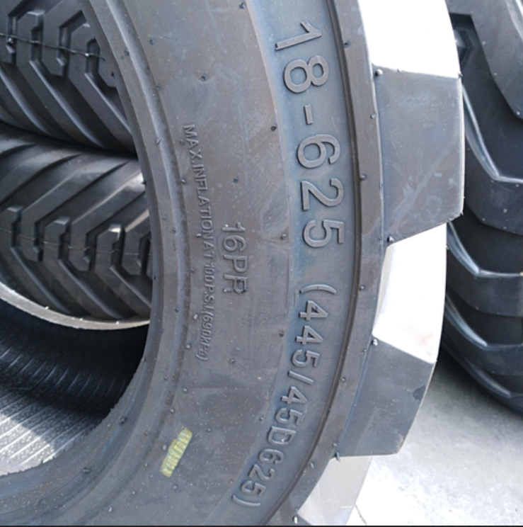 Filled Foam Tyres for Boom Lifts 240/55D17.5 26X12-16.5 26X12D380 240/55x17.5 26x12x16.5 26x12x380