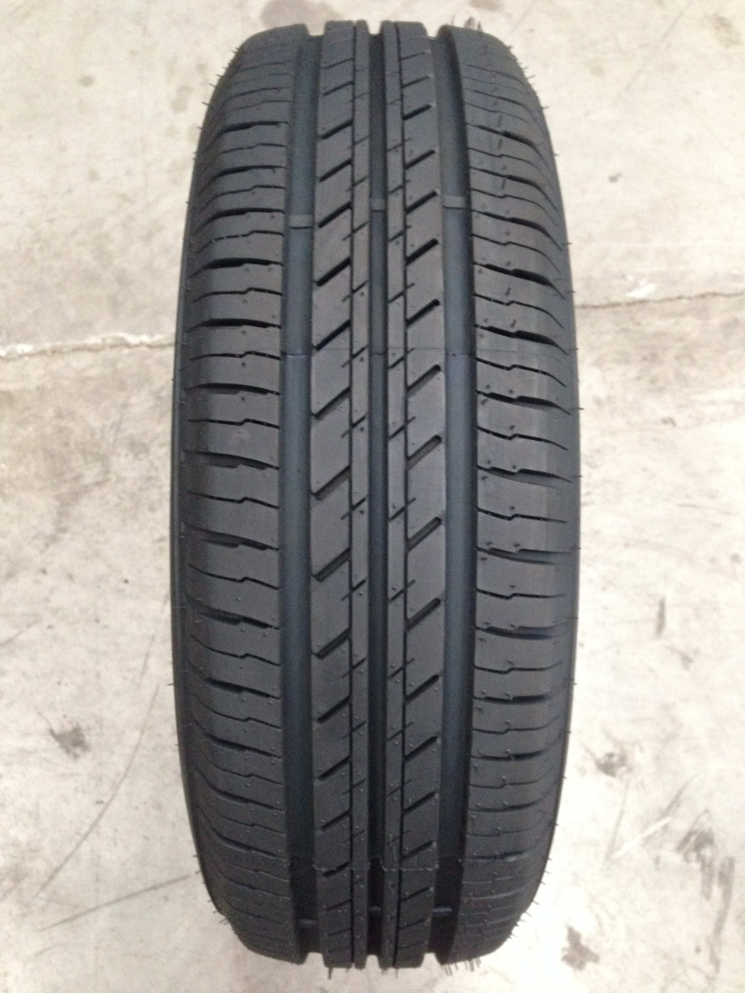 Haida passenger car tire HAIDA  Economic PCR	185/55R15 185/60R15 185/65R15   185/65R15LT10PR 185/65R15LT 12PR HD667