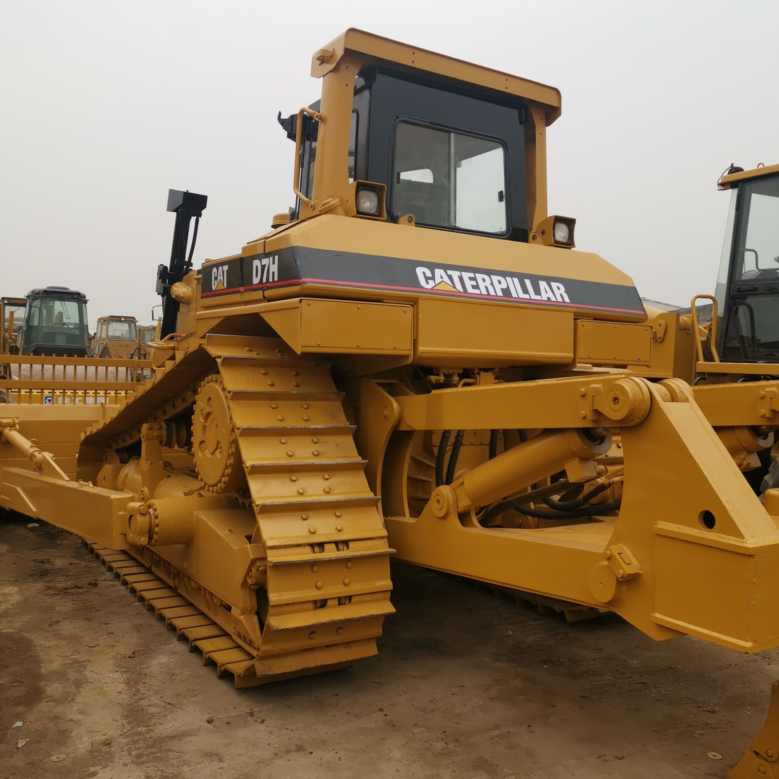 Used Good Machine Widely Used Second Hand Caterpillar D7H Bulldozer Cheap price for Sale