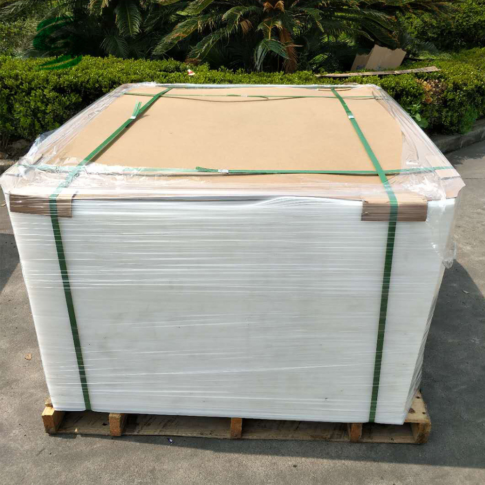 100% HDPE non-Slip Plastic Sheets Used in Transportation Instead of Wooden Pallet