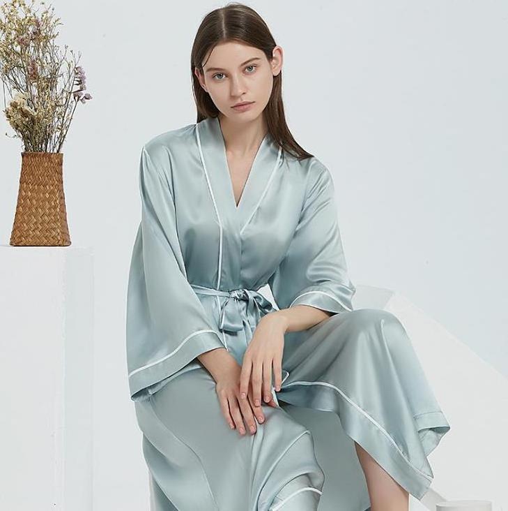 Manufacture Wholesale Classic Fashion 100% Natural Pure Silk Pajamas Robe For Women