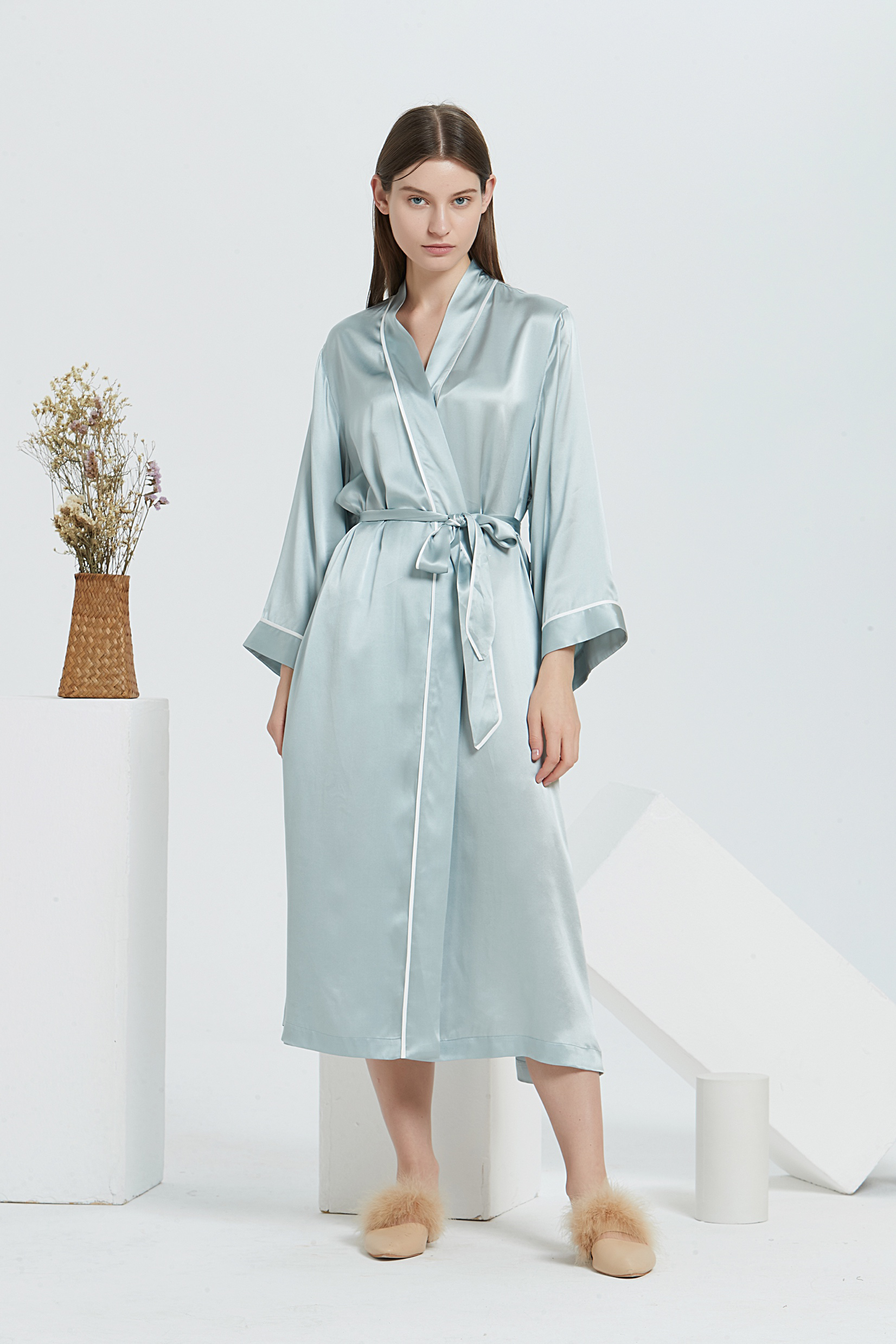 Manufacture Wholesale Classic Fashion 100% Natural Pure Silk Pajamas Robe For Women