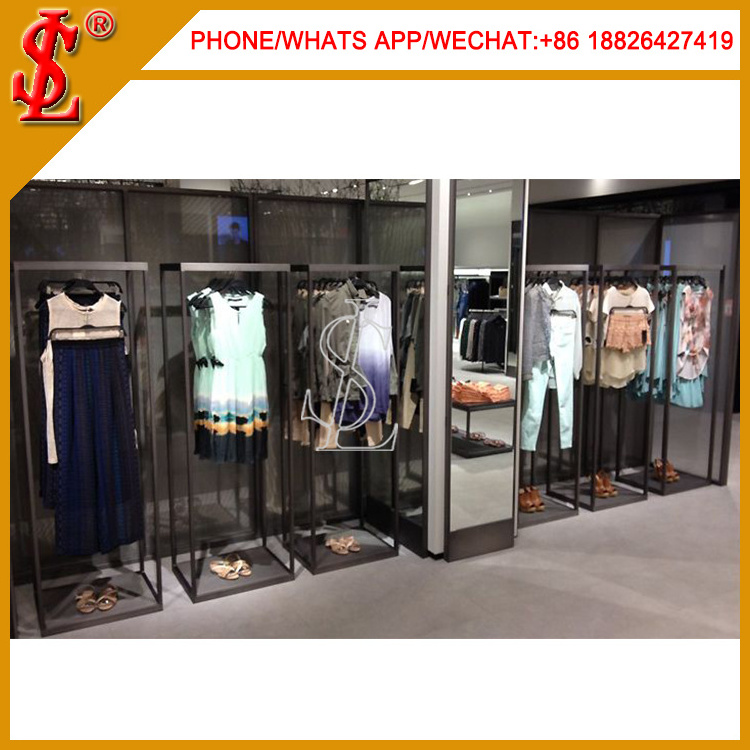 2018 New Model Style Display Zara Clothing Floor Display Shelf