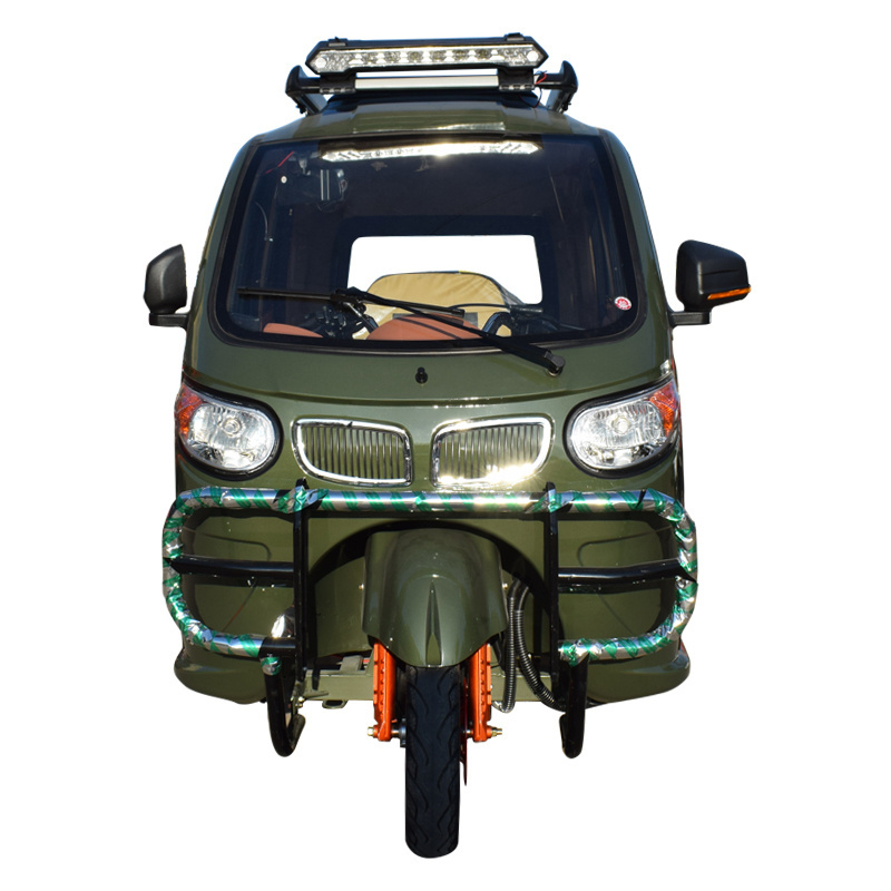 fulley enclosed  passenger motor tricycle engine 200cc250cc300cc three wheels motorcycle sell hot in china