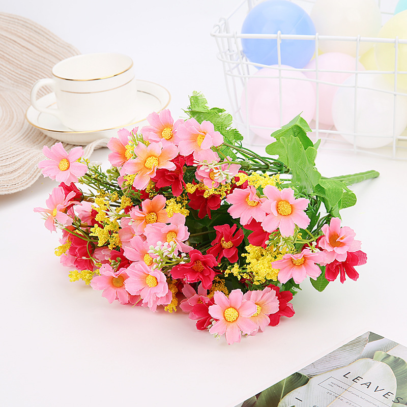 Factory wholesale cheap silk daisy flower artificial flower decoration