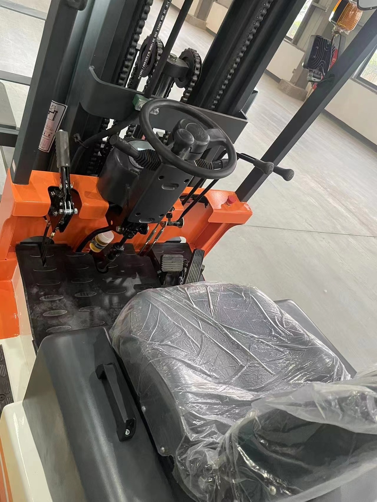 SHUNCHA 1.5- 2 Ton CPC15 CPD20 Diesel / Electric Forklift Lithium battery or lead-acid battery With Side Shift