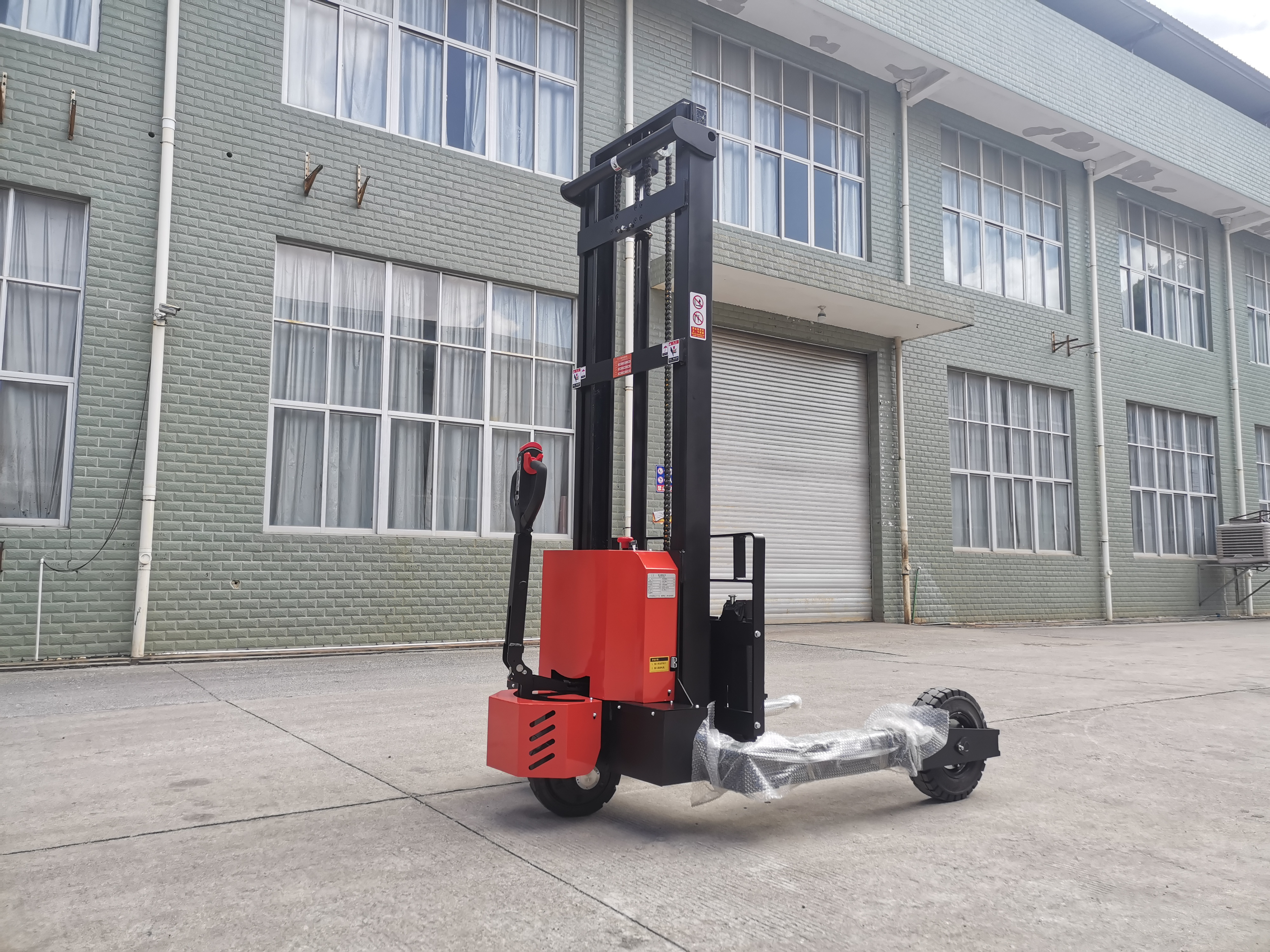 SHUNCHA CDD-15G Equipmax 1.0-1.5 ton Economic Type Electric Stacker with 3000mm lifting height