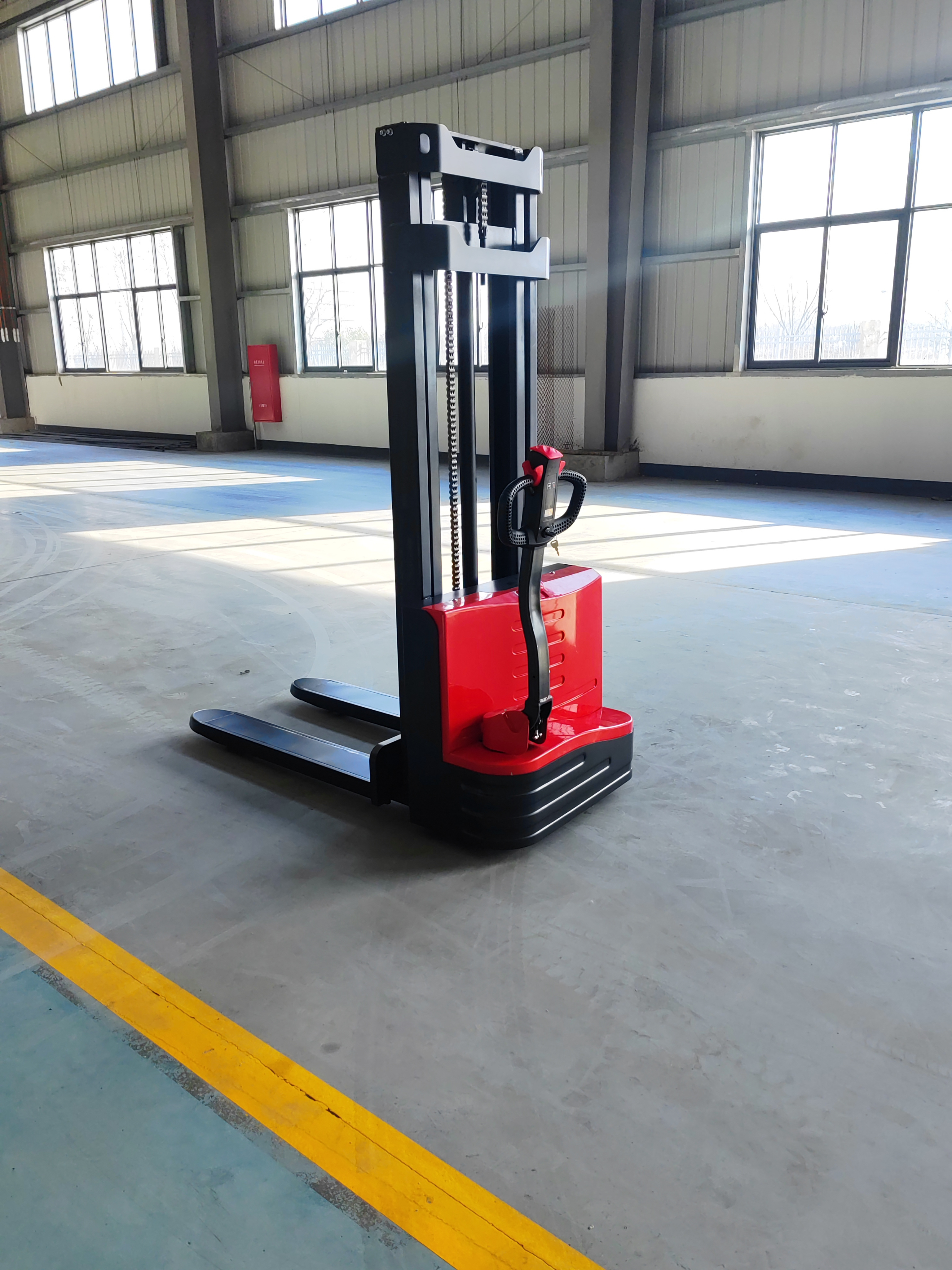 SHUNCHA CDD-15G Full Electric Pallet Stacker Lift Height forklift electric stacker 1200kg 1500kg 1600mm 3000mm 3500mm HOT SALE