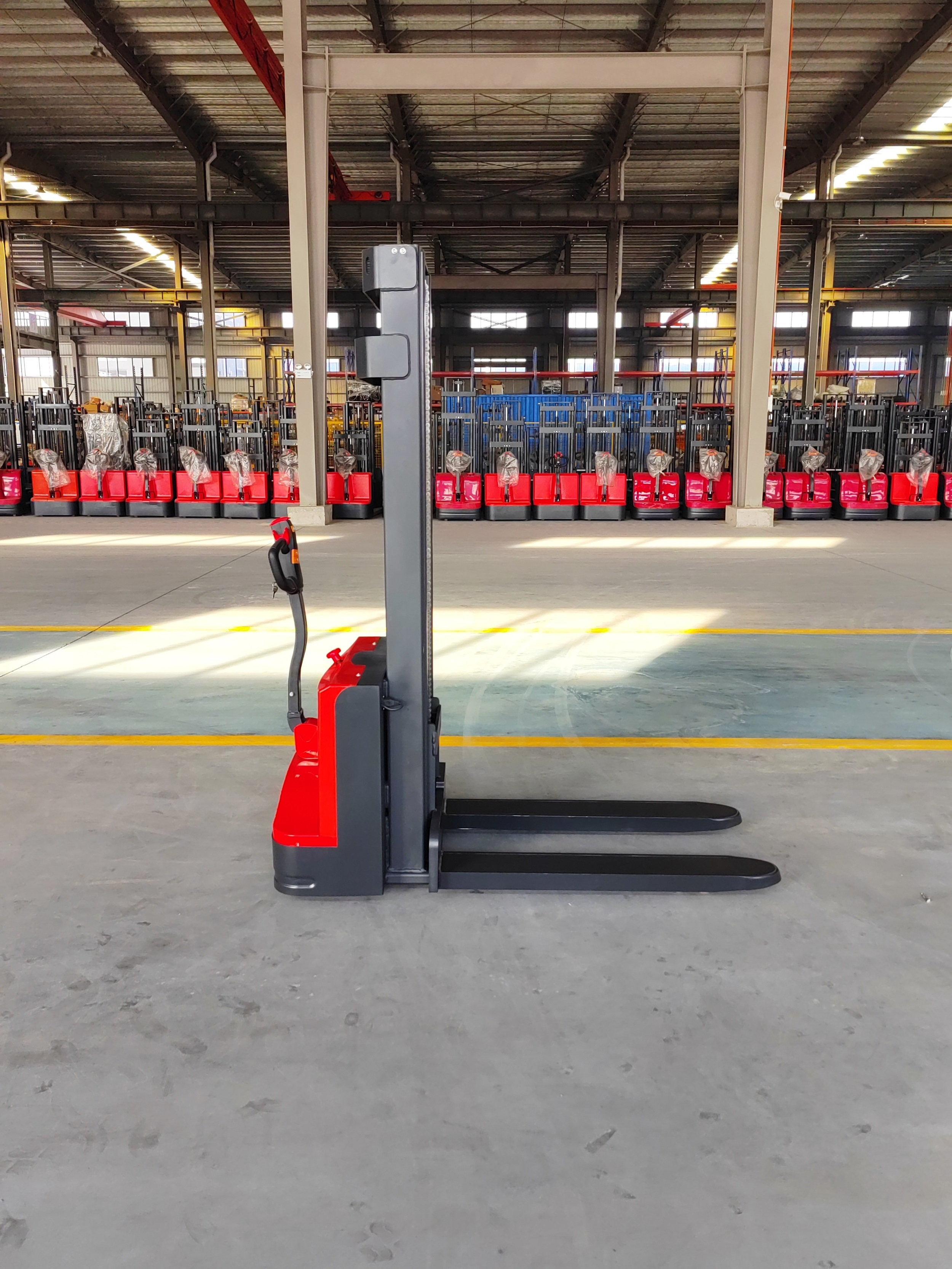 SHUNCHA CDD-15G TOP SELL Full Electric Pallet Stacker 1600mm Lift Height Walking Forklift Electric Stacker