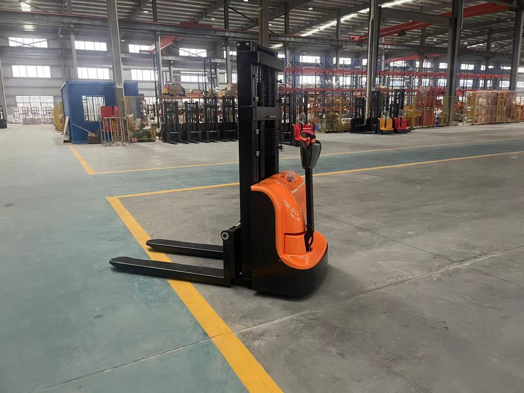 SHUNCHA 1.5 ton 1500kg 3300lbs Hot sale customized color full walkie Electric Pallet Stacker lift 3m to 4m