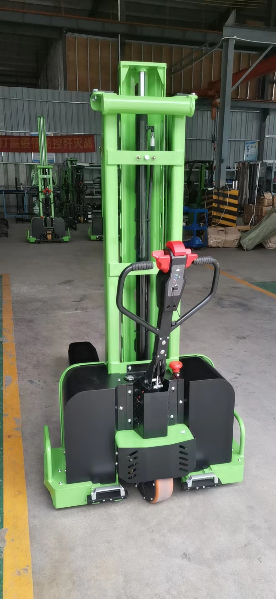 SHUNCHA 500kg 700kg 1 ton Lithium Battery Semi Electric Full Electric Portable Forklift Self Loading Stacker