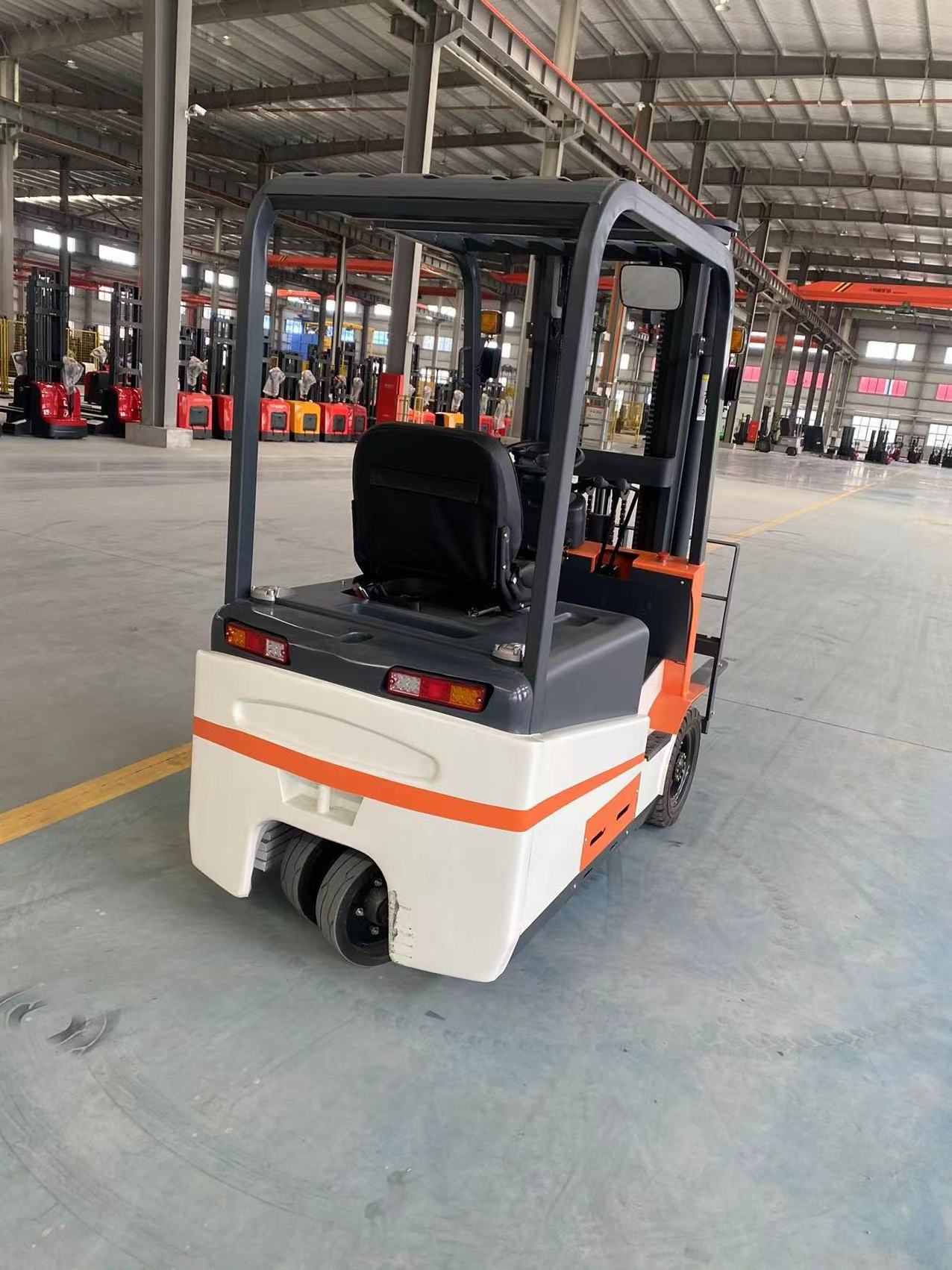 SHUNCHA Hot sale electrically operated forklift 1.2ton 1.5T 3 wheel electric counter balance forklift three-wheel