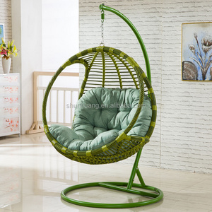 Outdoor or indoor round PE rattan swing chair metal frame single hanging chair with cushion