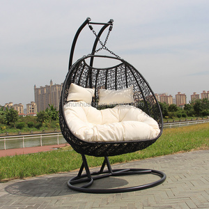 Good quality outdoor patio rattan wicker swing chair living room double seater hanging swing chair