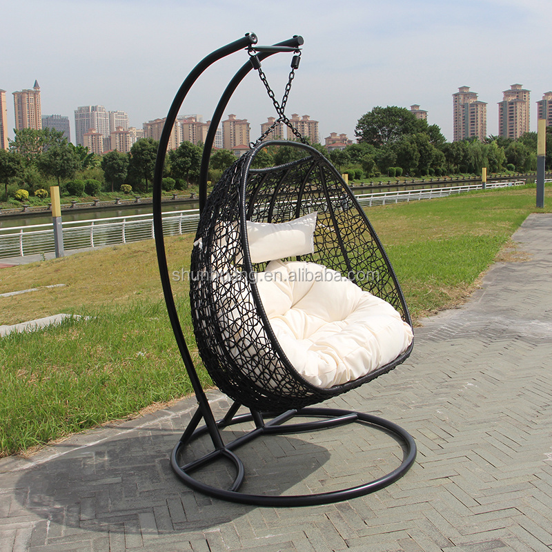 Good quality outdoor patio rattan wicker swing chair living room double seater hanging swing chair