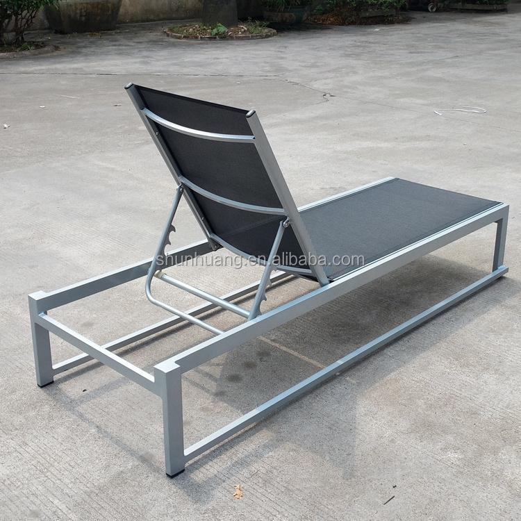 Outdoor chaise lounger rattan aluminum beach sun lounger chair