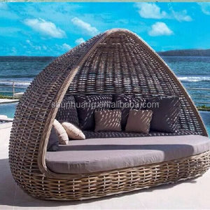 PE rattan sun bed outdoor lounger bed for beach furniture