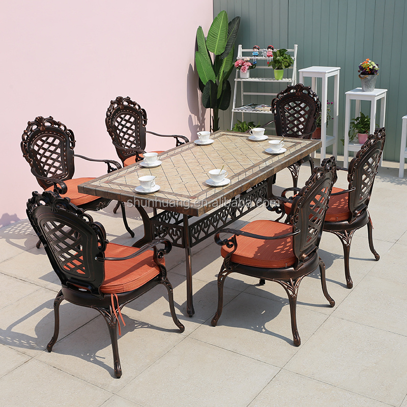 Promotional designs outdoor backyard furniture cast aluminium small table dining set