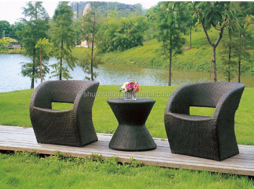 garden furniture dining sets poolside PE rattan wicker chair with cushions