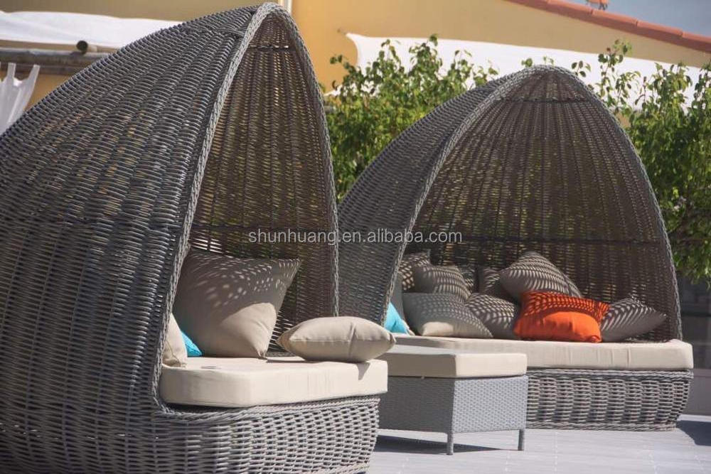 PE rattan sun bed outdoor lounger bed for beach furniture