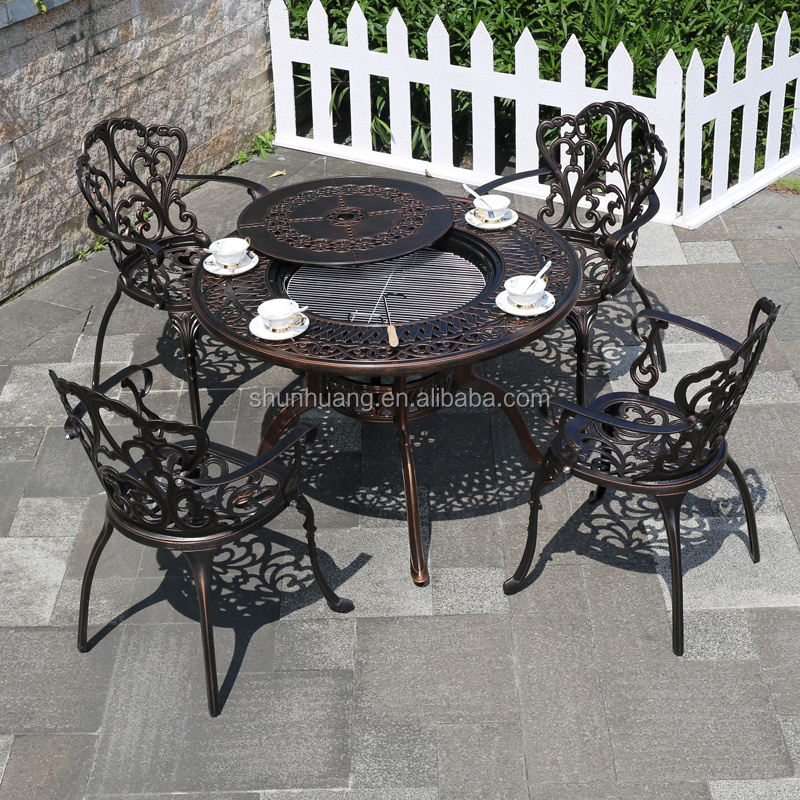 White outdoor metal dining set cast aluminum furniture use for backyard or garden