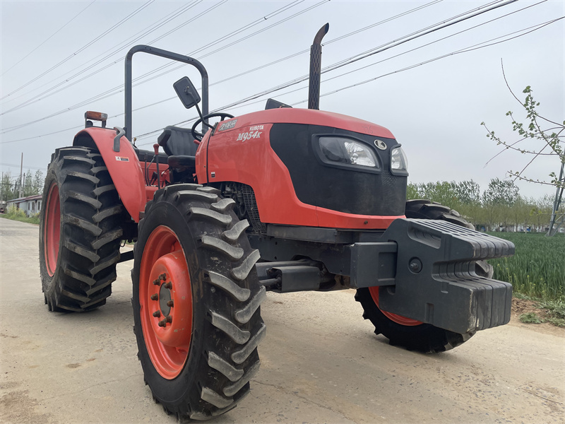 Fairly used kubota tractor in china 95HP 4x4