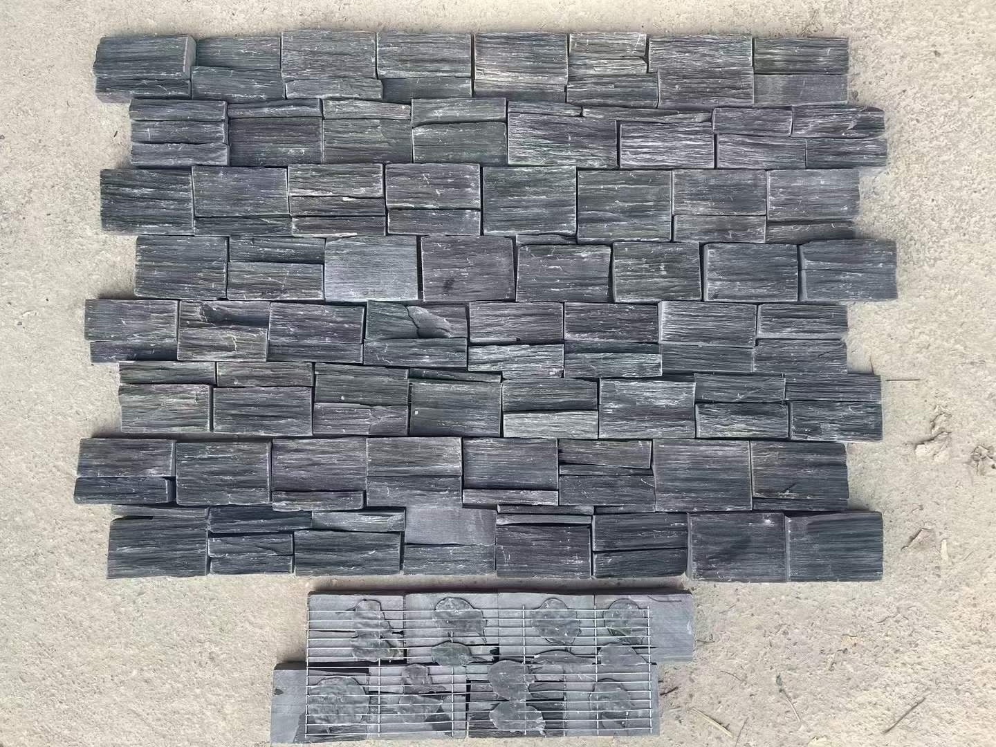 Natural Black Slate Stacked LedgeStone Veneer