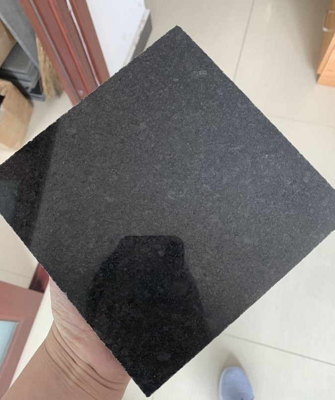 China cheap granite stone polished Yixian black granite stone