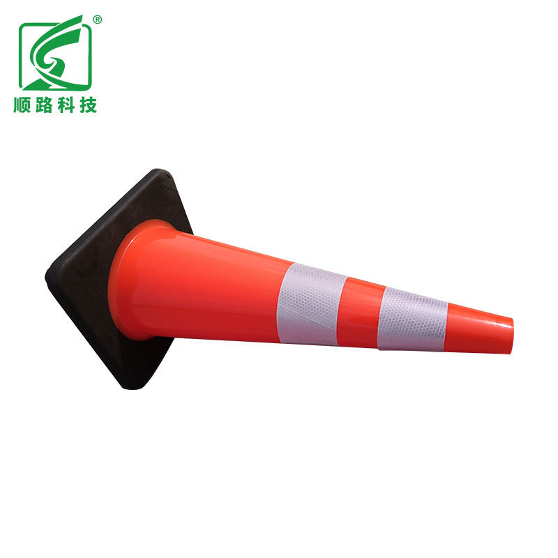 Safety 700mm Road Cone Warning Pvc 28 Inch Construction Cones Red Orange Traffic Cone With Reflective