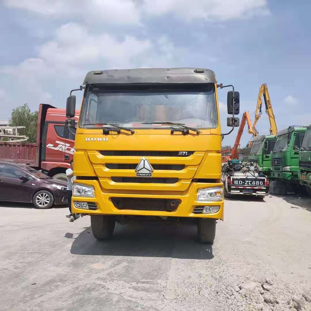 Used dump truck Howo bump truck 6x4 dump truck for sale low price