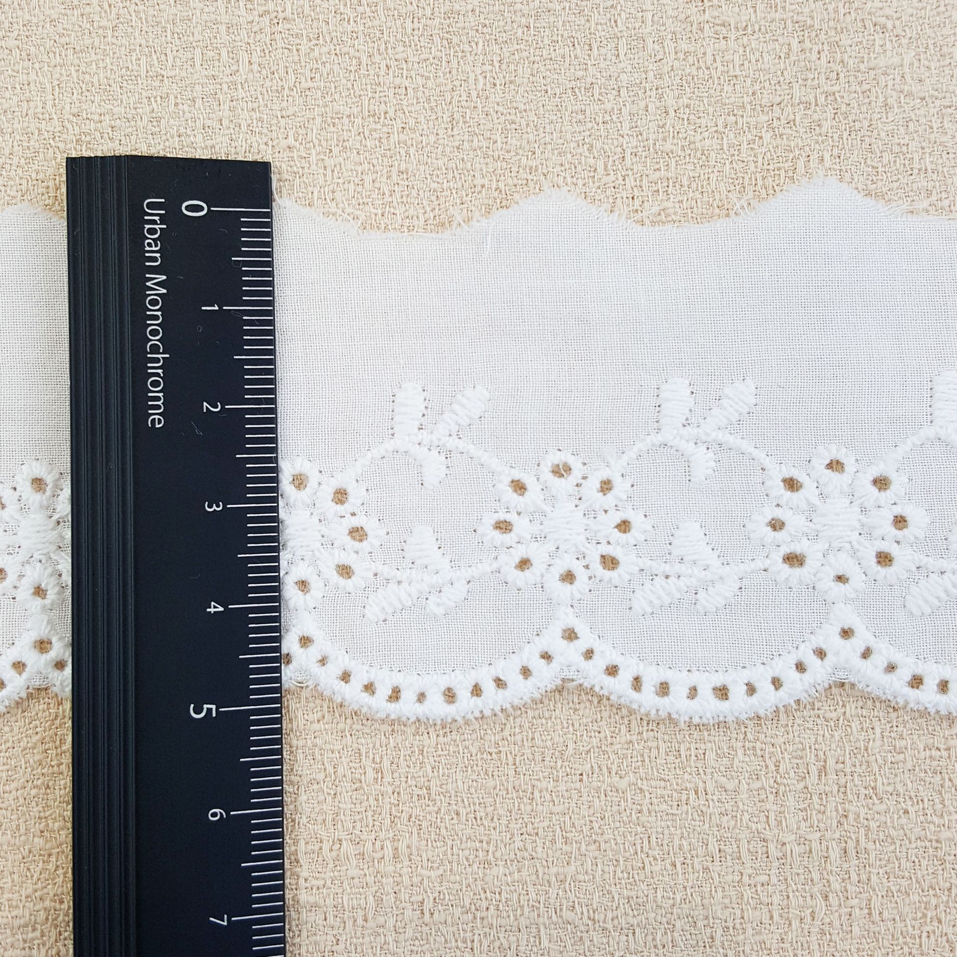 High Quality Embroidery Lace Fabric White Eyelet Cotton Lace Fabric Trim 5 Yards Free Shipping