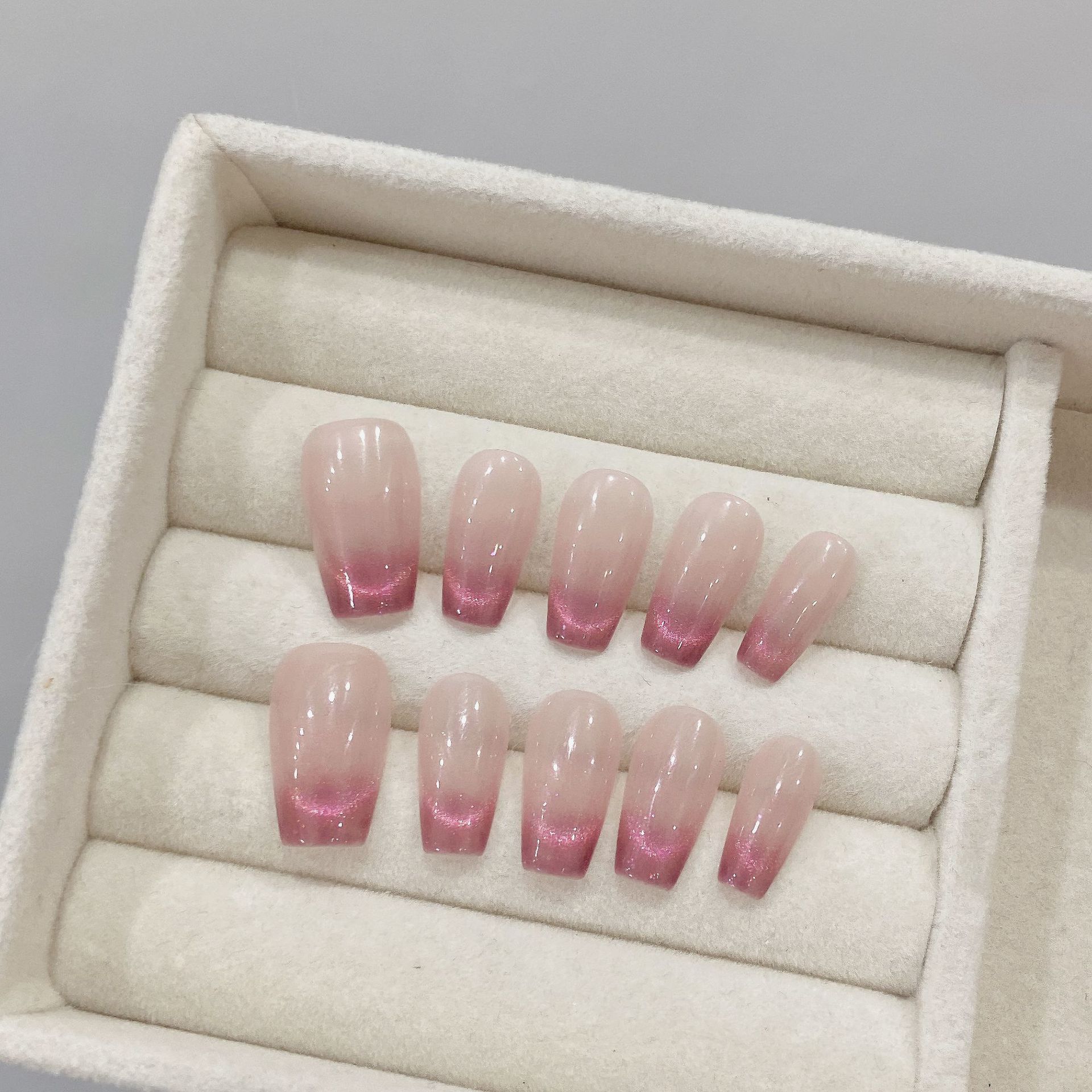 10 Pcs Handmade Almond Designer False Nails Luxury Acrylic Artificial Fingernails French Gel Short Wholesale Nails Press on