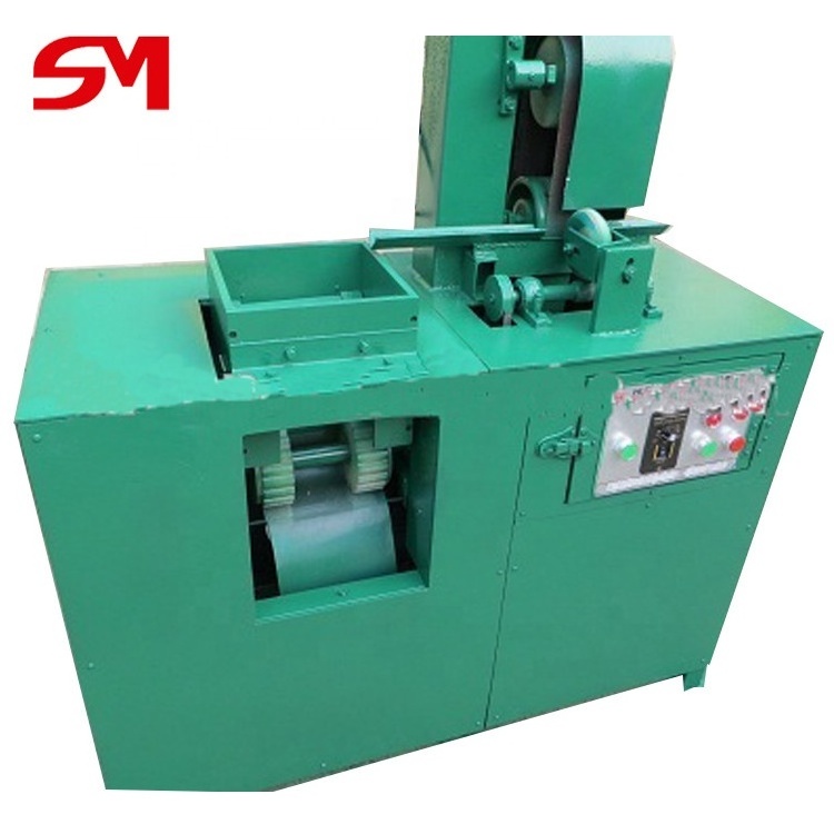 Uniquely structural design waste paper pencil making machine