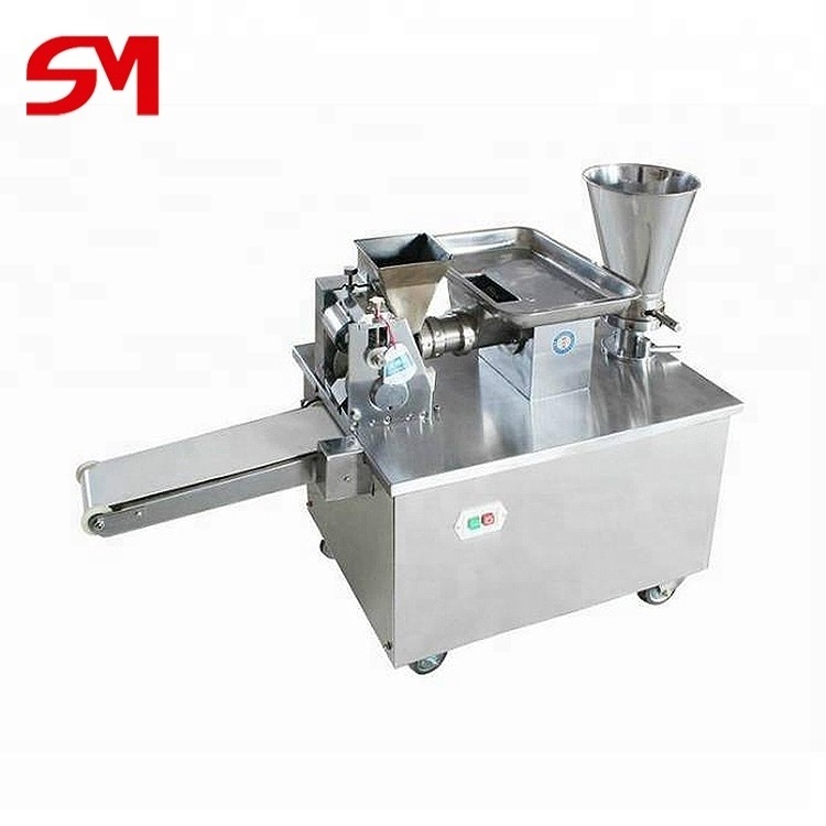 Compact structure and easy moveing dumpling press