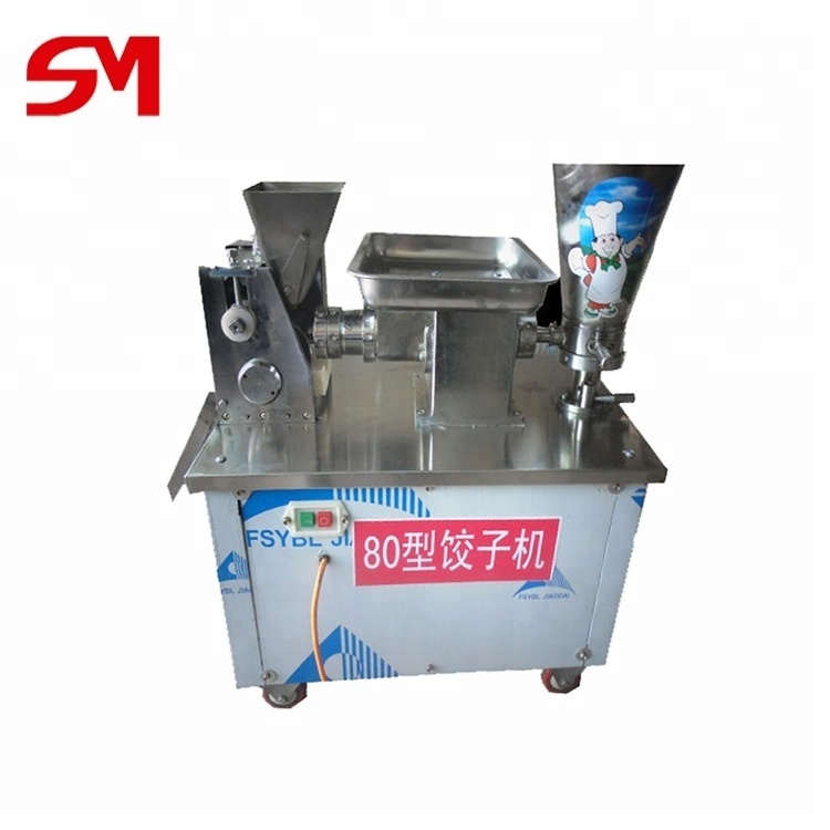 Compact structure and easy moveing dumpling press