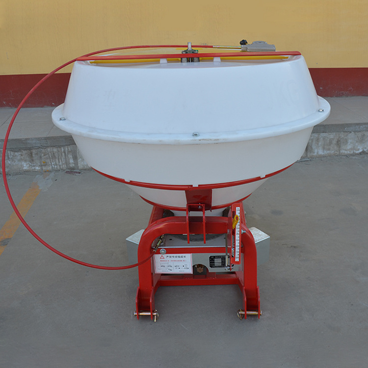 ranulate, powder or organic fertilizer, green manure Fertilizer Spreader