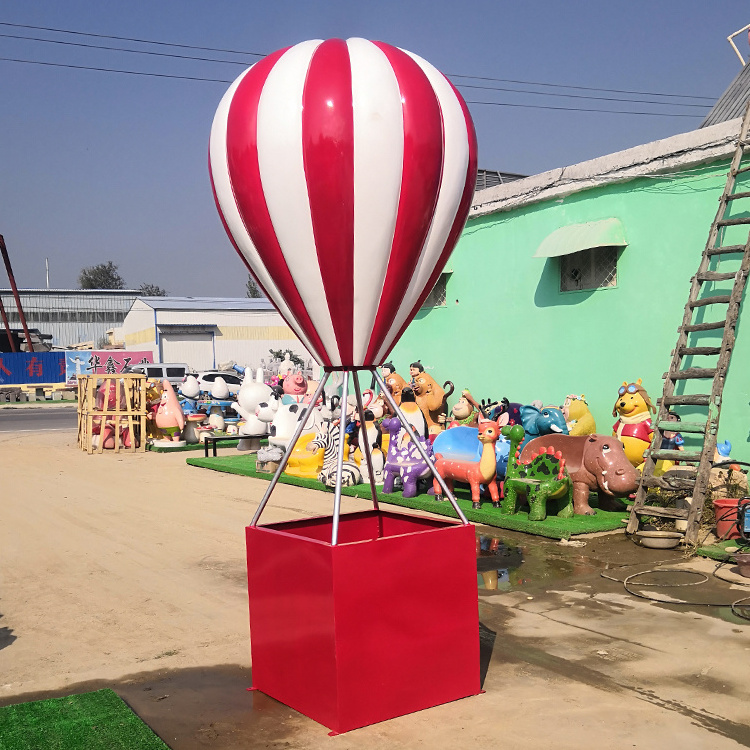 Flexible Adjustable Standing Sculpture Custom Size Fiberglass Hot Air Balloon Props STATUE