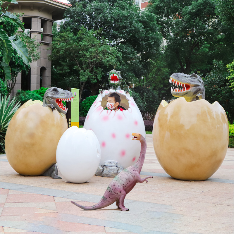 Life size fiberglass dinosaur egg outdoor decoration sculpture Jurassic Amusement Park Children's Paradise Dinosaur egg statue