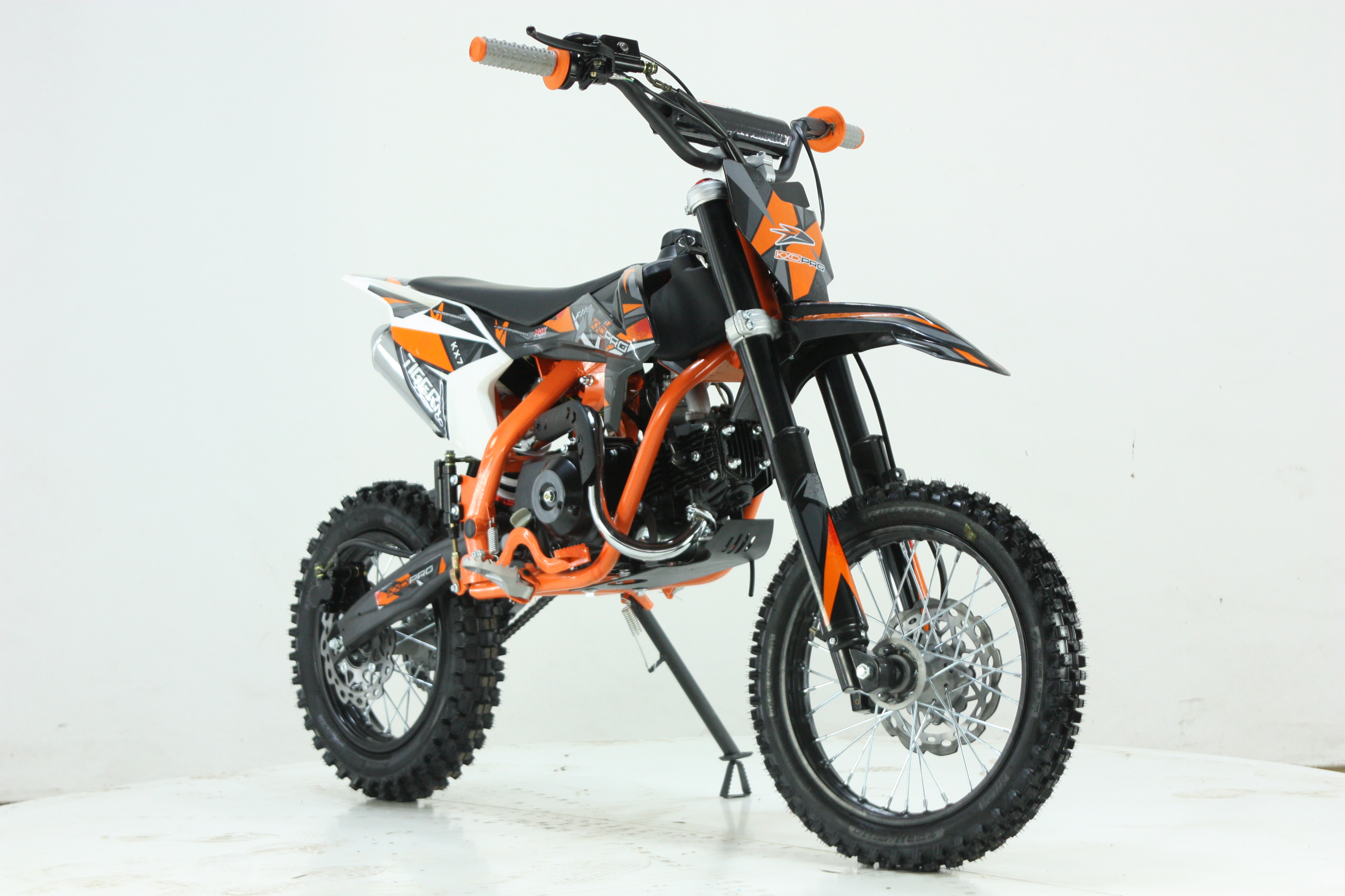 2023 KXD DIRT BIKE 110 CC electric start