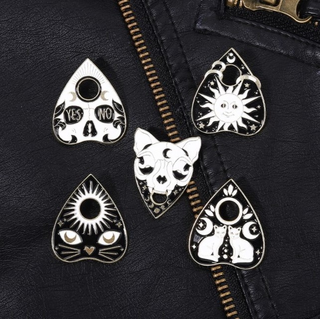 Halloween Horror Face Enamel Pins Brooch for Clothes Lapel Pins Cool Badges on Backpack  Decorative Jewelry Accessories Gifts