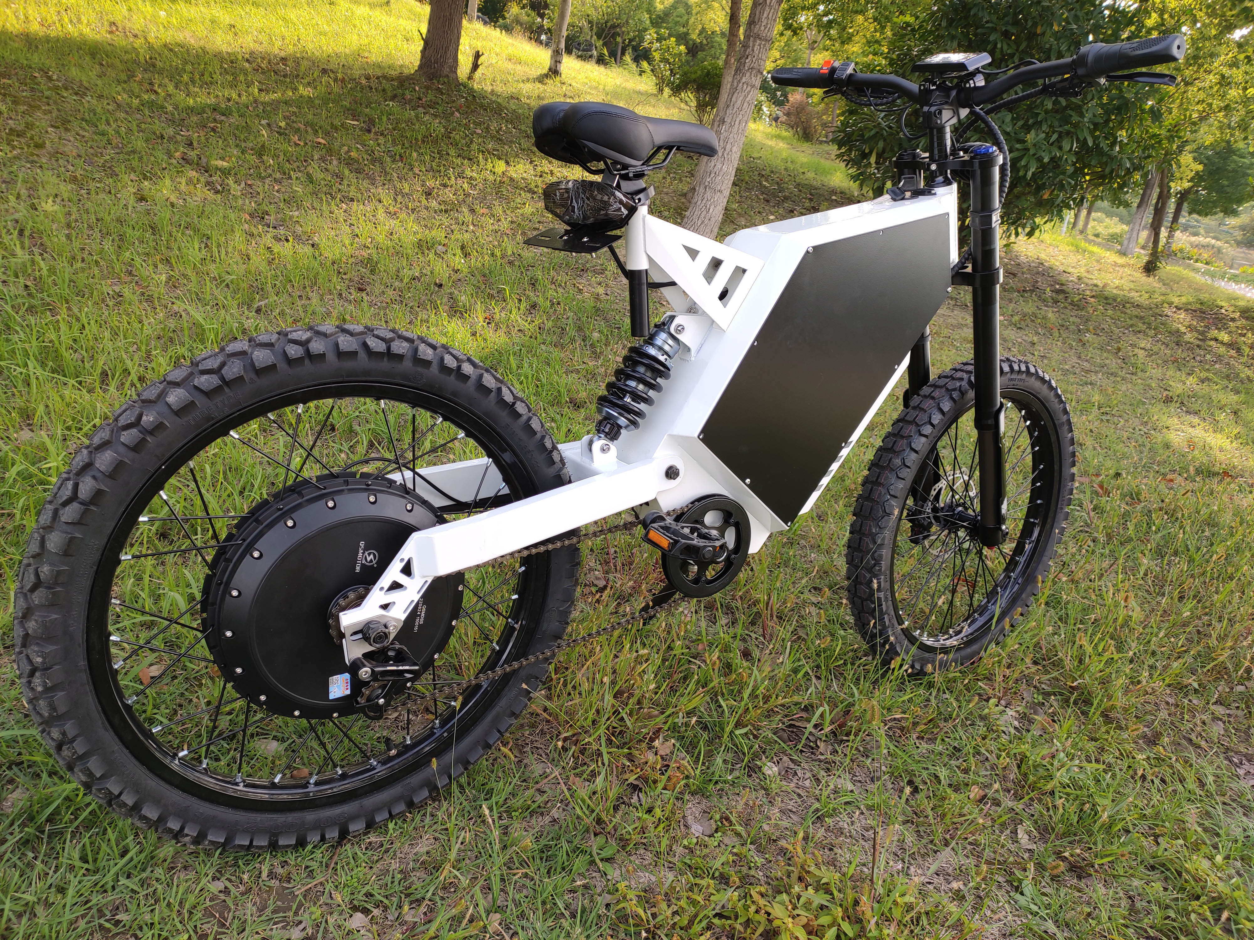 140km/h Stealth Frame 15000W 20000W Bomber Electric Bike 72V Motor Electric Motorcycle