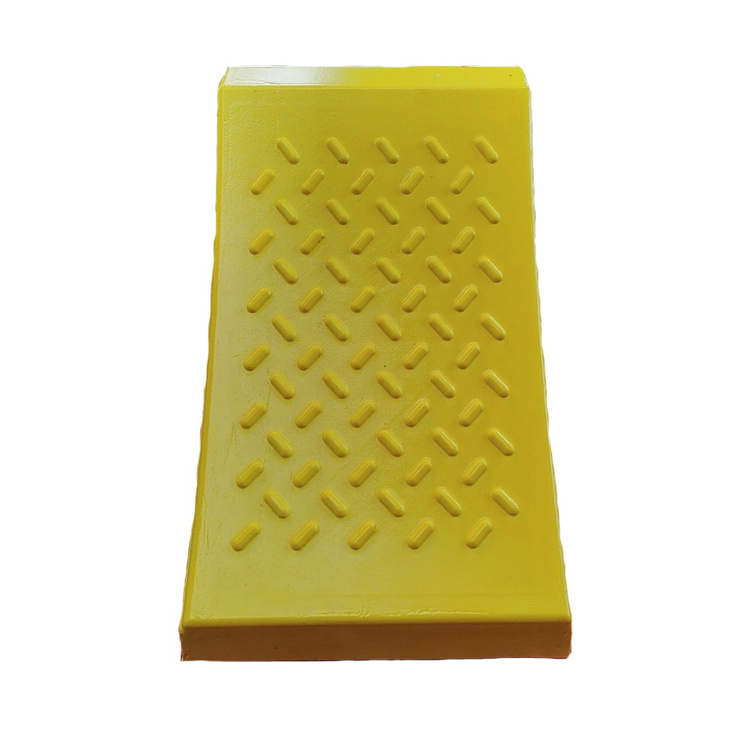 Heavy Duty 40T Solid Rubber RV Yellow Tire Block PU Chock