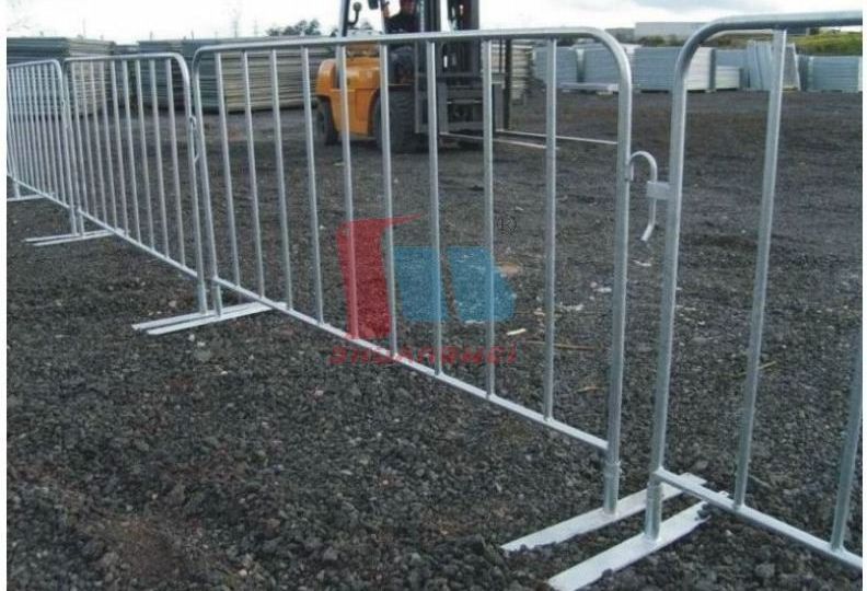 Galvanized Mobile Event Concert Outside Portable Road Security Temporary Pedestrian Steel Barricade Crowd Control Barriers Fence