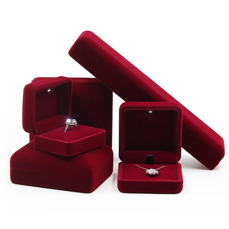 Hot Sale Wholesale luxury Red Gray Pink Velvet Jewelry Box Packaging Ring Pendant Jewellery Box Bracelet Bangle box