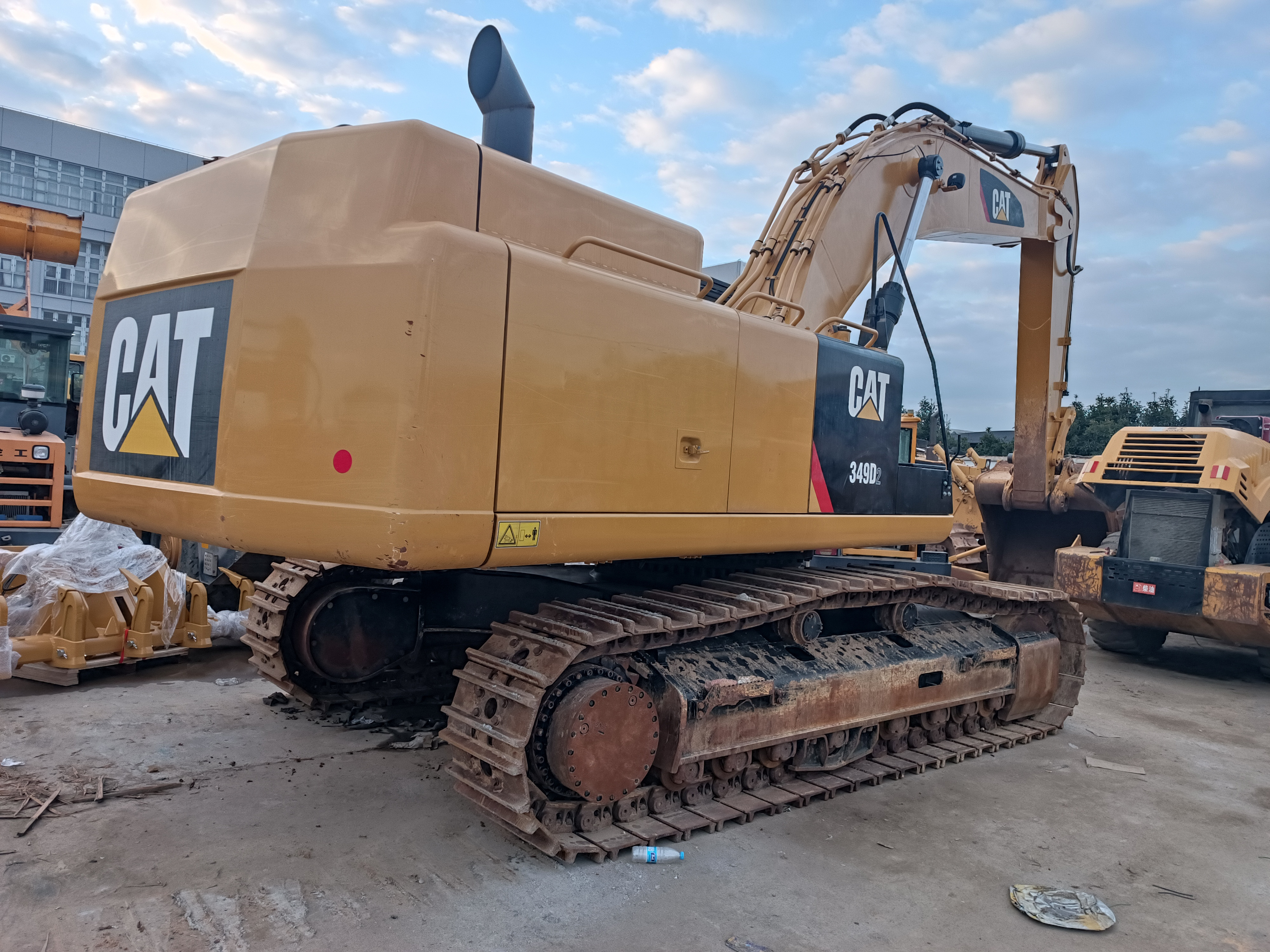 CAT 349 large 50 ton second-hand mining crawler excavator for sale