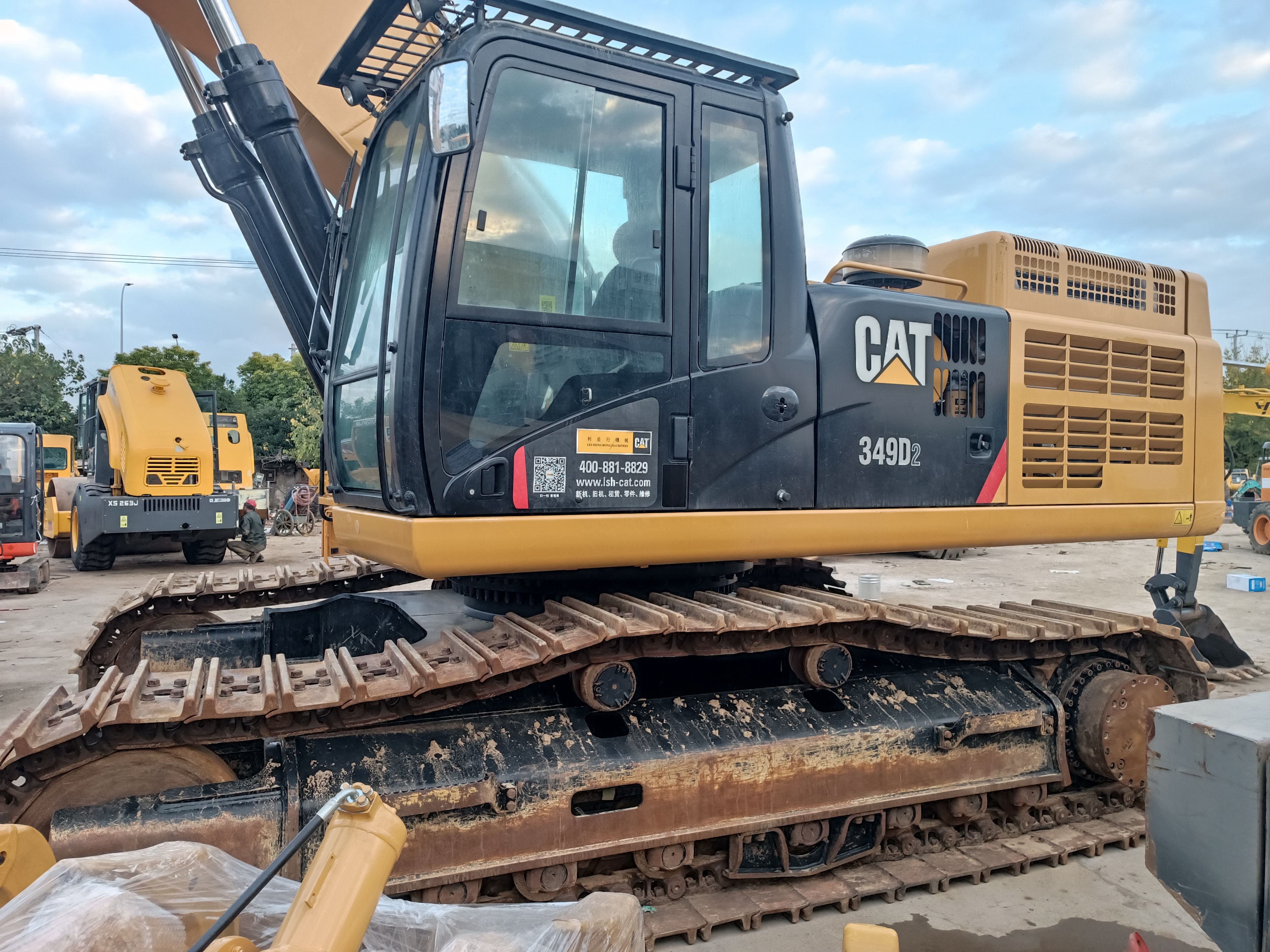 CAT 349 large 50 ton second-hand mining crawler excavator for sale