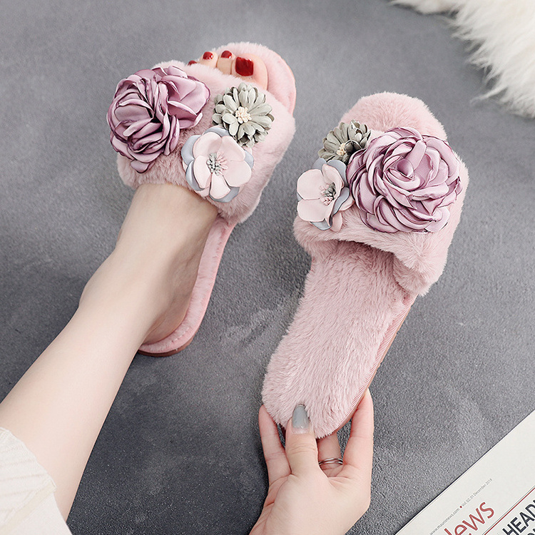 Wholesale Luxury Women House Plush Slippers Warm Faux Fur Ladies Soft Sole Warm Flat Fashion Fur Flower Slippers