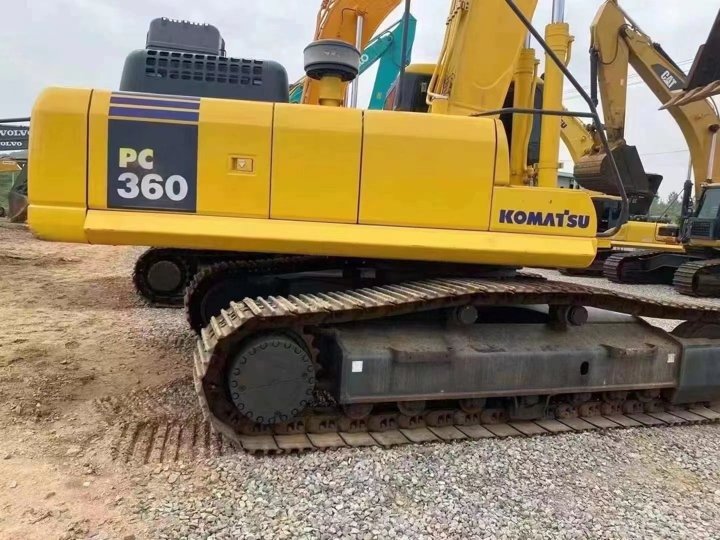 Used Komatus 360 Excavators for sale at a low price 36 tons of high-quality Komatus excavators