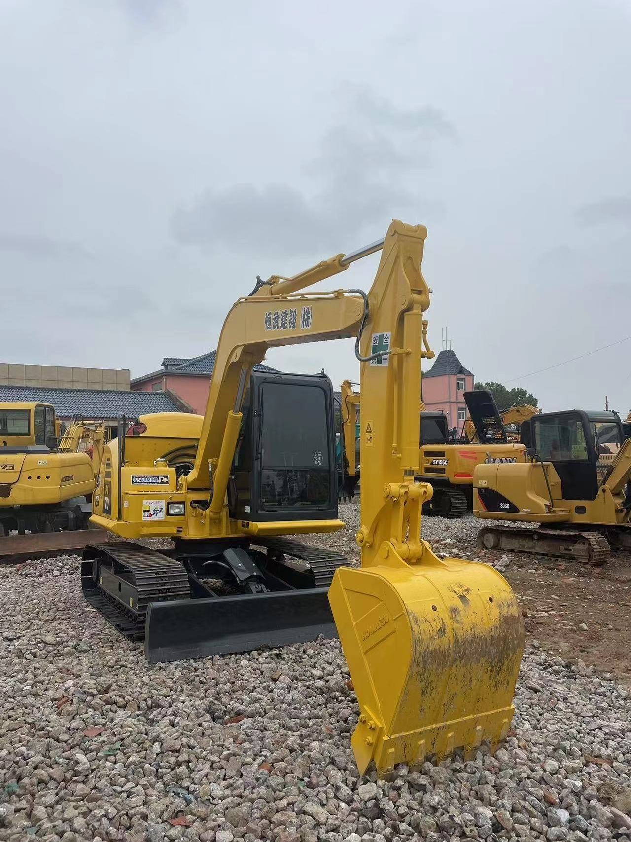 Japan Original Low working hours used komatsu pc70/pc70-7/pc708 Excavator 7 ton mini Hydraulic Crawler digger